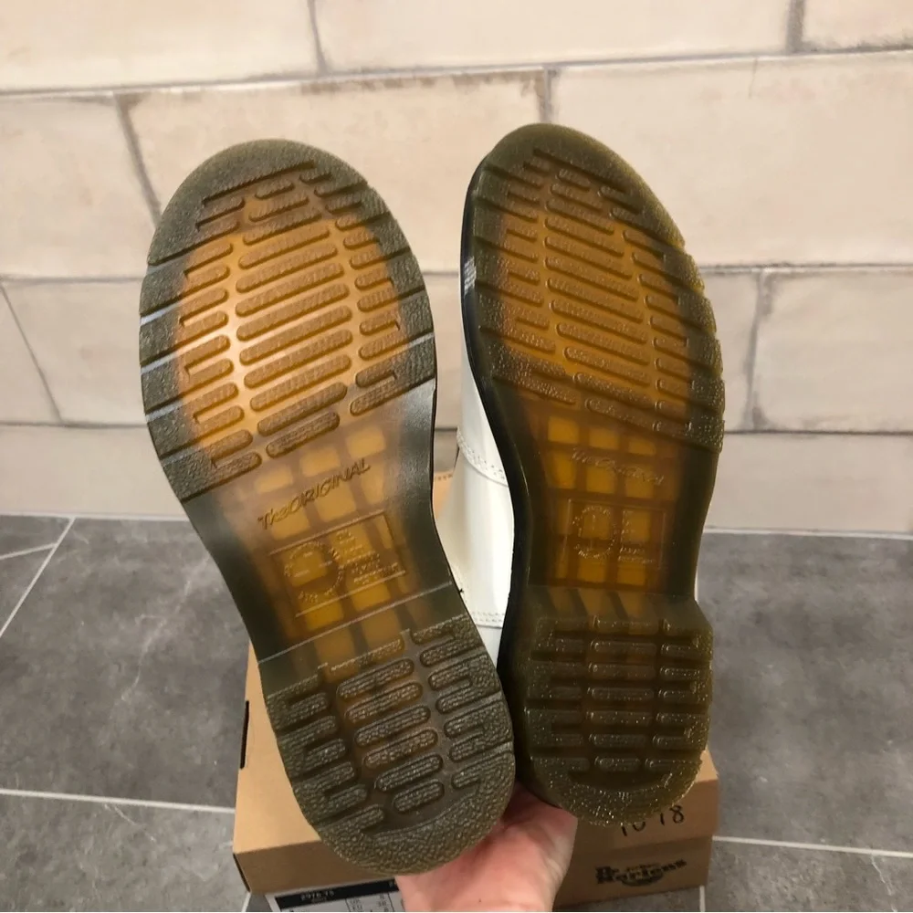 Dr Martens white Chelsea boot smooth 2976 YS ankle boot bootie elastic - Picture 6 of 7